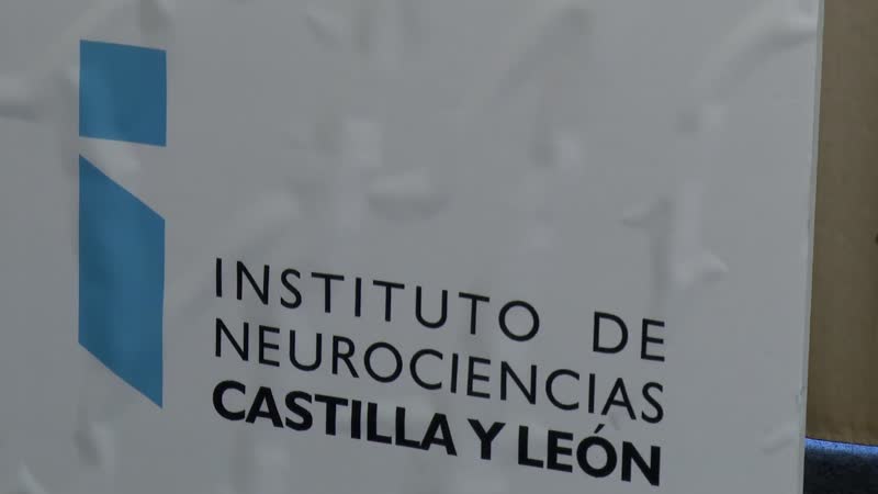 La AECC entrega 10 becas de investigación en Salamanca 