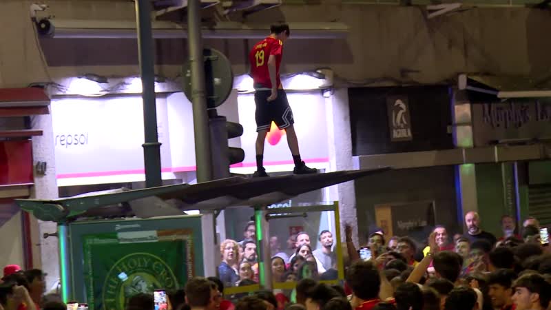 Actos vandálicos y algunas peleas en las celebraciones 