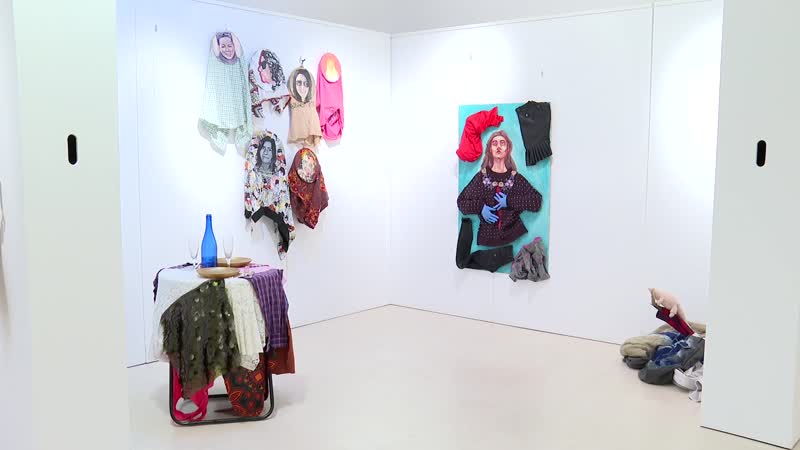 Entretelas: el arte en la ropa reciclada