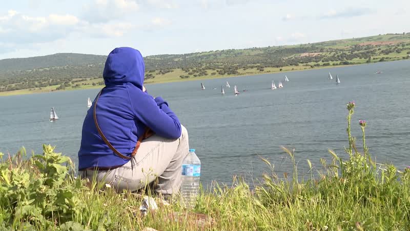 Vela en el embalse de Santa Teresa: mucho más que deporte