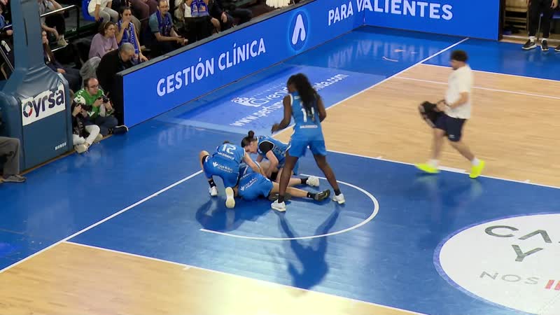 El líder Zaragoza impone su ley en Würzburg en un partido de mucho contacto