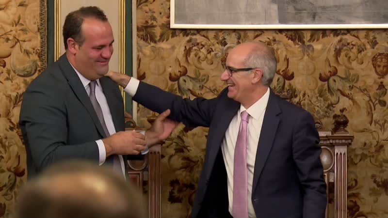Emotiva despedida de Javier Iglesias de la Diputación