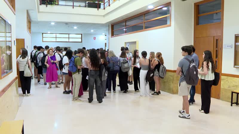350 alumnos acuden a la PAU extraordinaria en Salamanca 