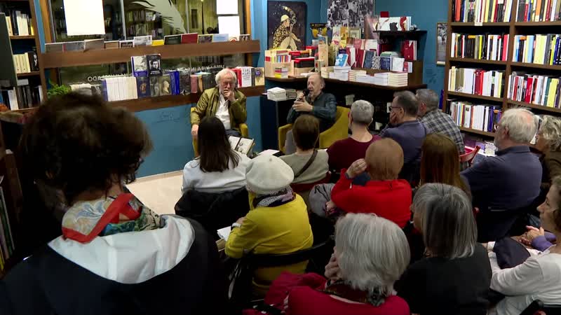 Salamanca arropa a Julio Llamazares en la presentación de su nueva novela