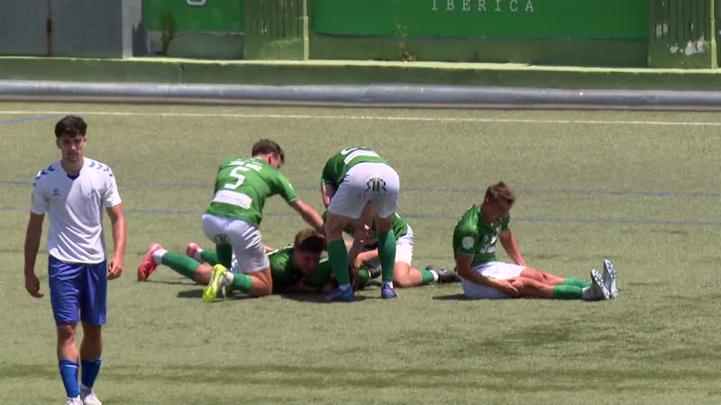 La fiesta del Guijuelo se arruina en el último minuto (2-1)