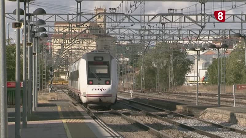 La mesa del ferrocarril se reúne con la consejera de movilidad Cristina Sanchidrián