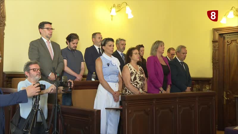 La nueva concejala de Por Ávila, Silvia López, toma posesión en el pleno del mes de junio