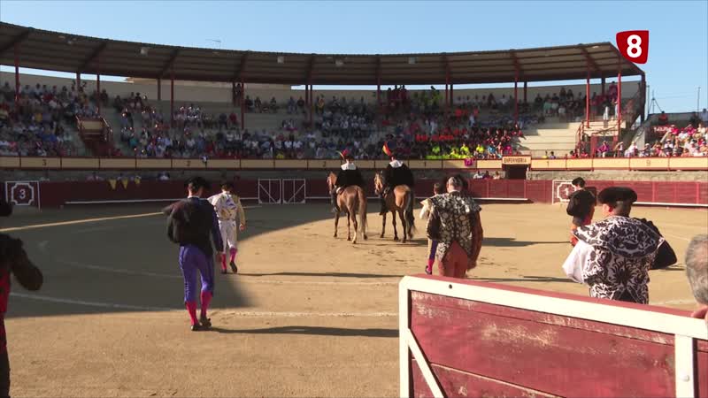El Burladero de La 8. Resumen Corrida de toros de Navaluenga 12092025