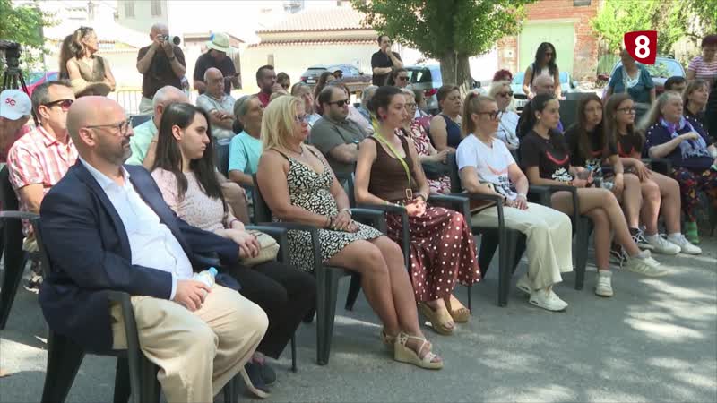 La Feria del Libro de Navaluenga sigue creciendo