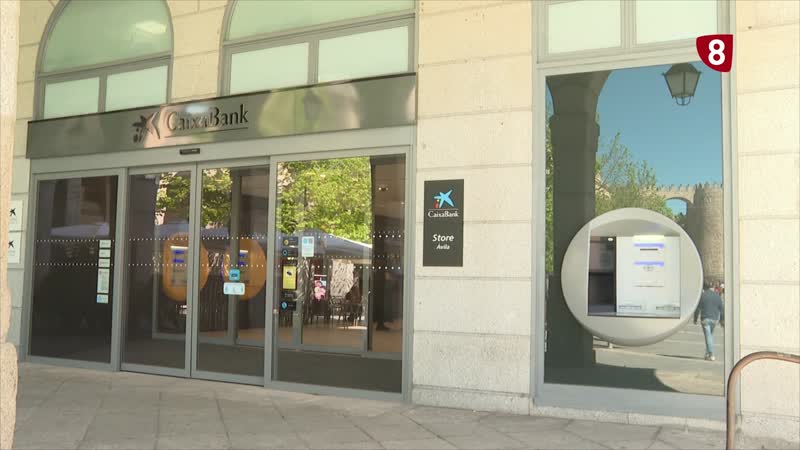 Caixabank renueva su edificio principal