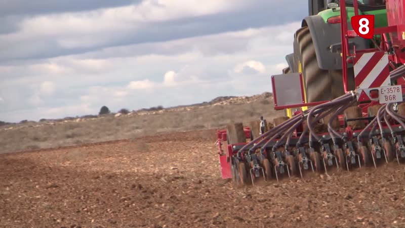 Asaja pide a los partidos políticos que no usen al campo para ganar votos