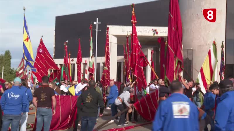 Polémica por la indumentaria de los pendoneros