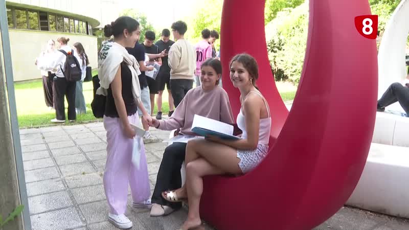 Nervios e ilusión en los 2.000 estudiantes leoneses que ya han comenzado la PAU
