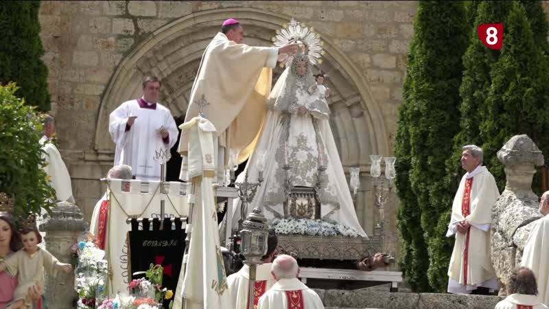 Día histórico en Villamuriel: la Virgen del Milagro ya luce su corona