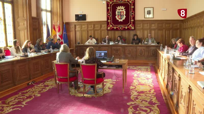 El Ayuntamiento de Palencia aprueba facturas con un año de retraso en un pleno de máxima tensión