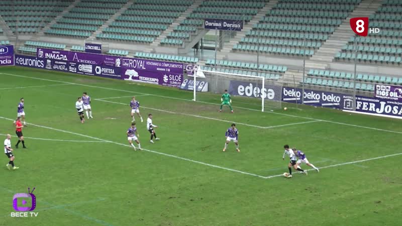 El Palencia CF manda en Tercera: líder provisional en el estreno de Pandiani