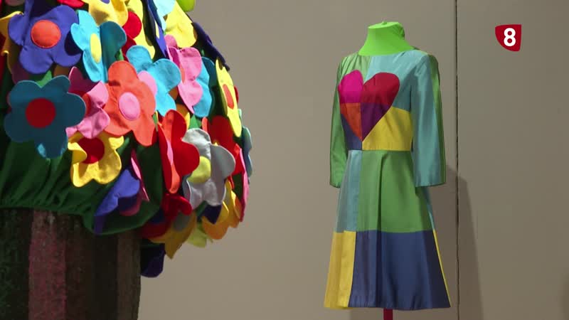 Los icónicos vestidos de Ágatha Ruiz de la Prada aterrizan en Palencia