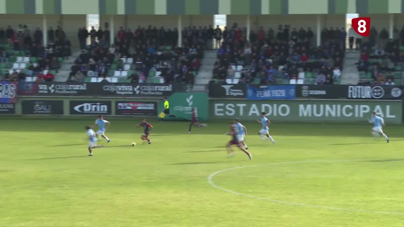 Ayán marca sus primeros goles en partido oficial