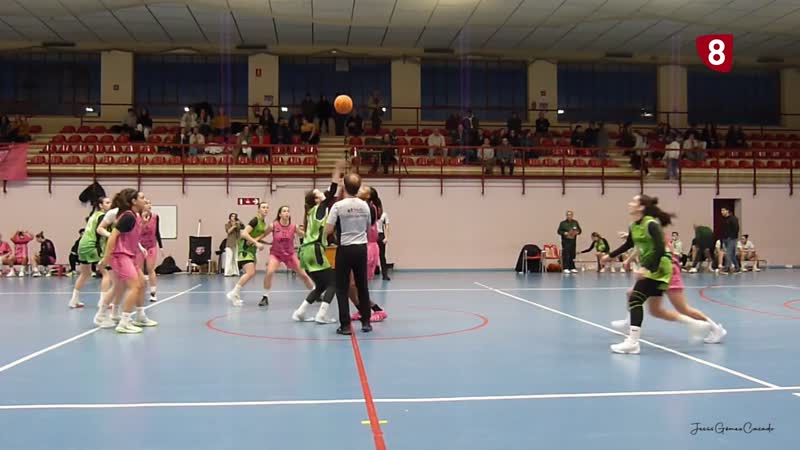 El Cochinillo Segoviano perfila su debut en Liga Femenina 2