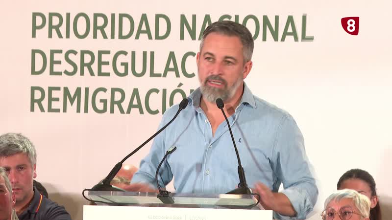 Abascal pide en Segovia el voto para salvar España