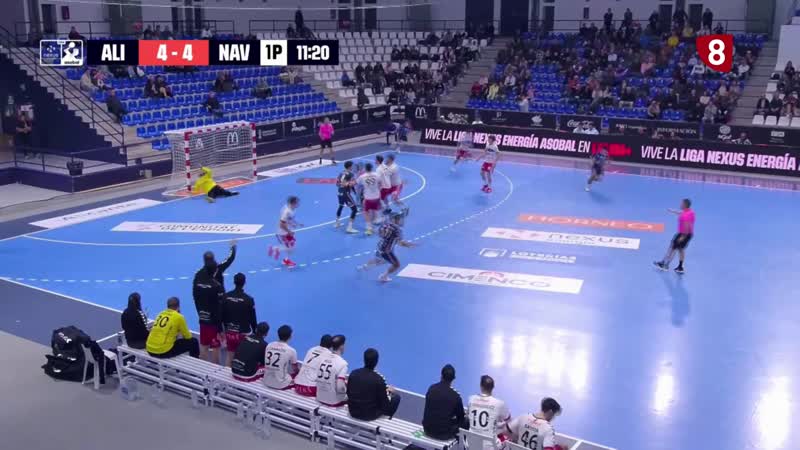 Balonmano Nava vuelve a caer a posiciones de descenso