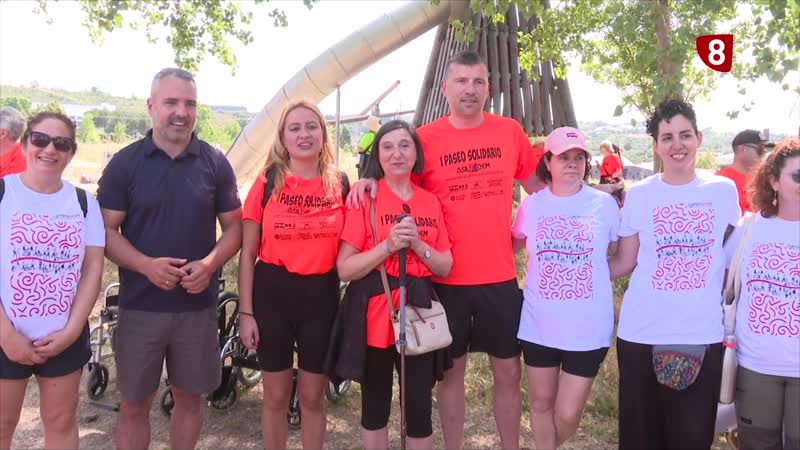 La Asociación Sil de Esclerosis Múltiples celebró ayer con éxito el primer paseo benéfico “CaminEMos por la Esclerosis Múltiple”