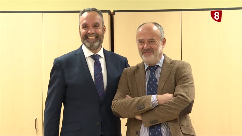 El Presidente de la Audiencia Provincial de León, Pablo Arraiza, visita los Juzgados de Ponferrada