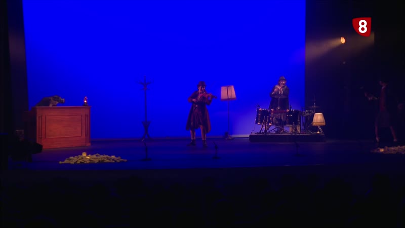 La escuela va al teatro