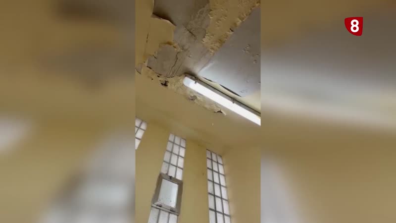 Otro polideportivo de Burgos en el que llueve