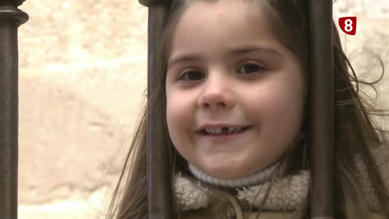 Lía, la protagonista de la Bajada del Ángel que toma el relevo de su hermana