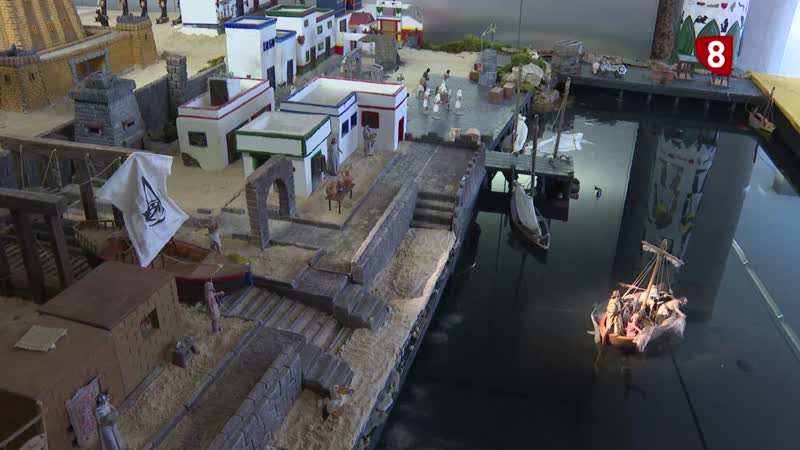 El Belén del Ejército reduce su tamaño e incorpora un gran mural 