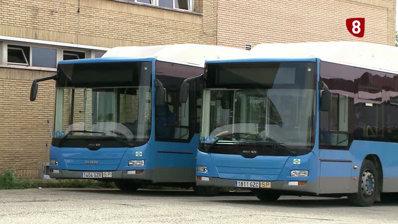 Los autobuses llegados de Madrid, en revisión antes de entrar en servicio