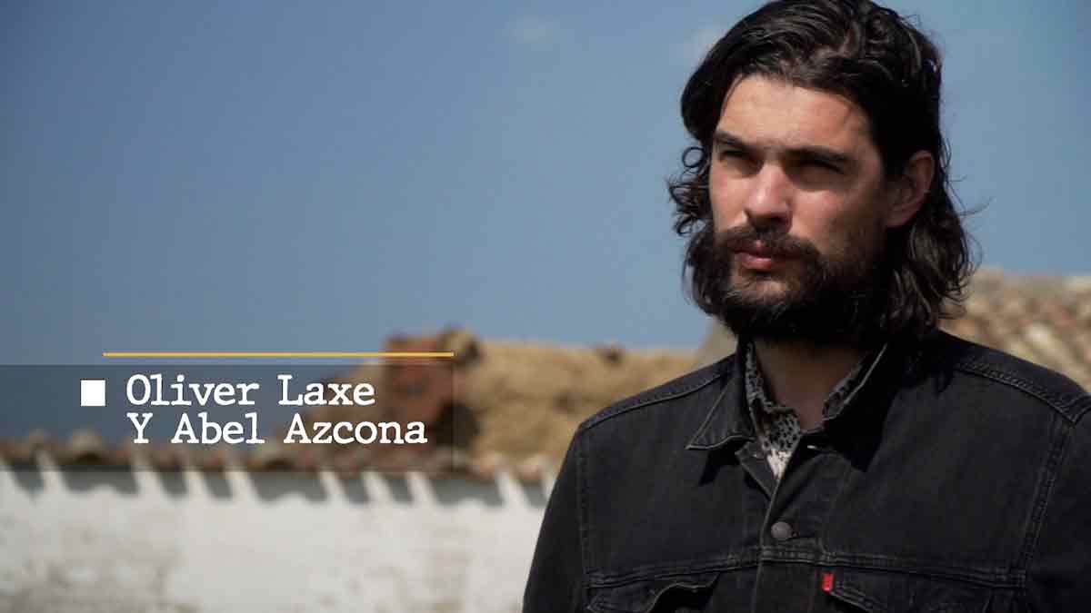 Clap - Entrevista al cineasta Oliver Laxe y al artista Abel Azcona