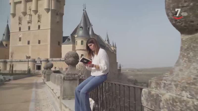 Clap - Hablamos de poesía con Elvira Sastre, Jesús García Sánchez y Andrea Valbuena