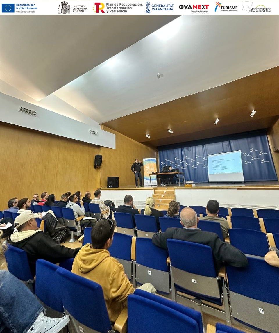 La Mancomunidad Hoya de Buñol Chiva potencia la formación en el uso de drones para los servicios de seguridad y emergencias de los ayuntamientos de la comarca