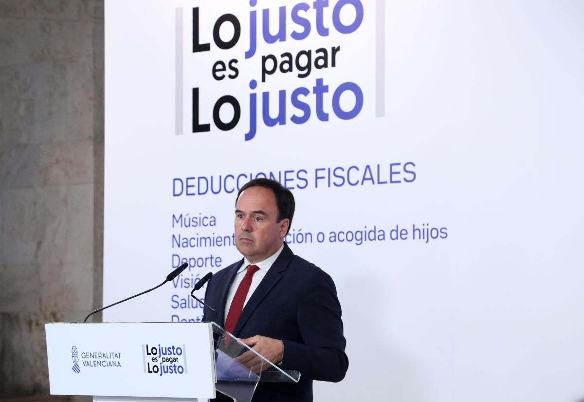 Pérez Llorca exige a Hacienda que devuelva a los afectados por la dana el dinero tributado en la renta de 2024