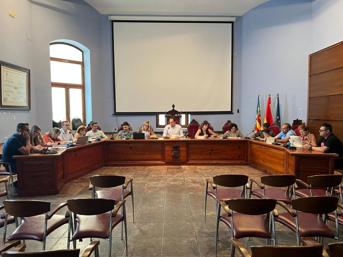 La Comunidad Educativa de Cheste apoya las reivindicaciones de los docentes