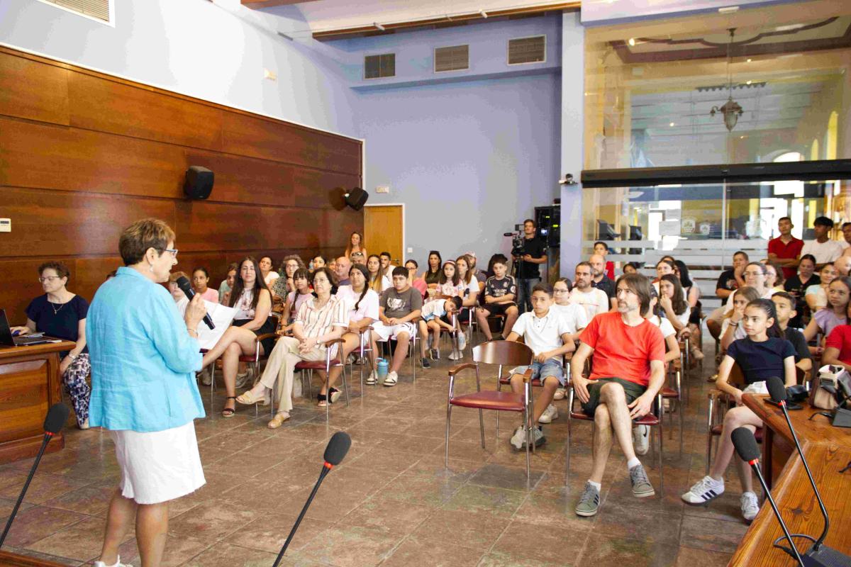 Se presenta la sexta fase de 'Calles Educativas de Cheste', dedicada a los grandes exploradores de la historia