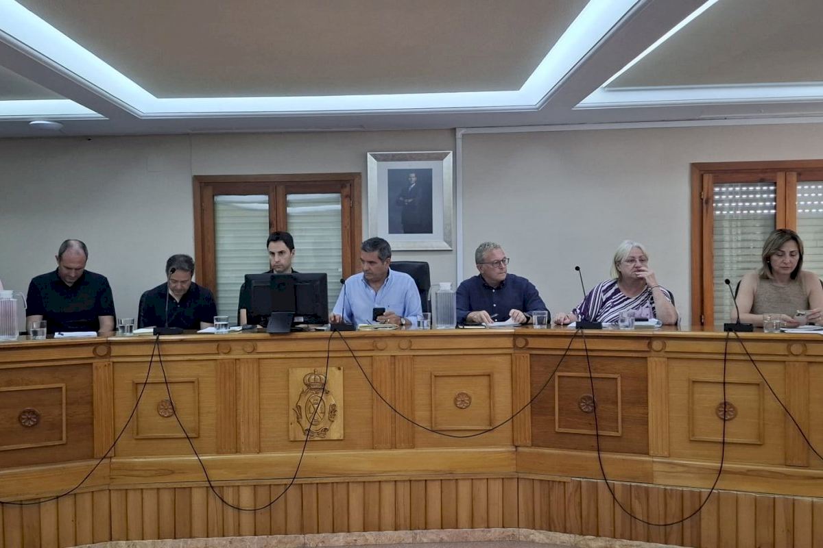 Chiva activa más de 440.000 euros en ayudas procedentes de donaciones tras la DANA