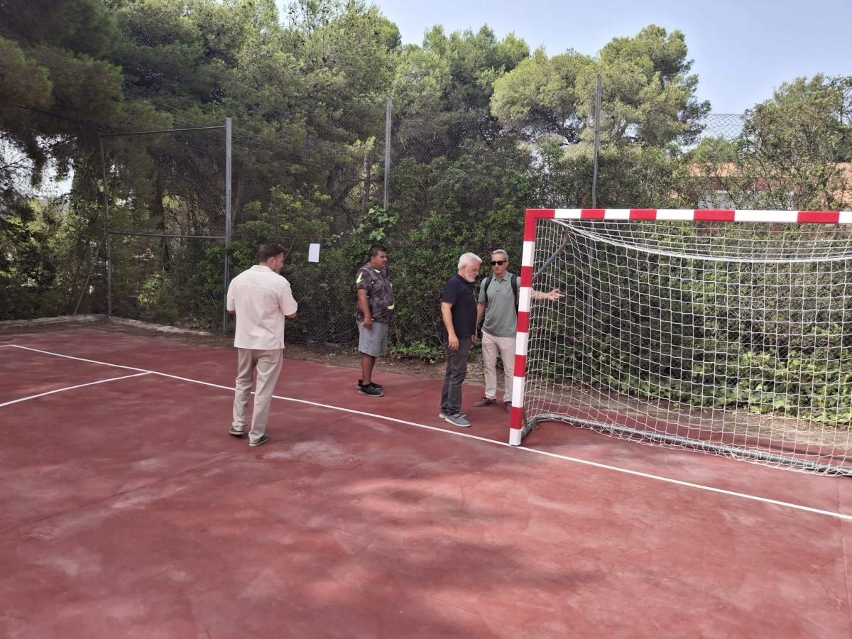 Chiva culmina la renovación integral del complejo deportivo y recreativo de la Urbanización Residencial La Loma