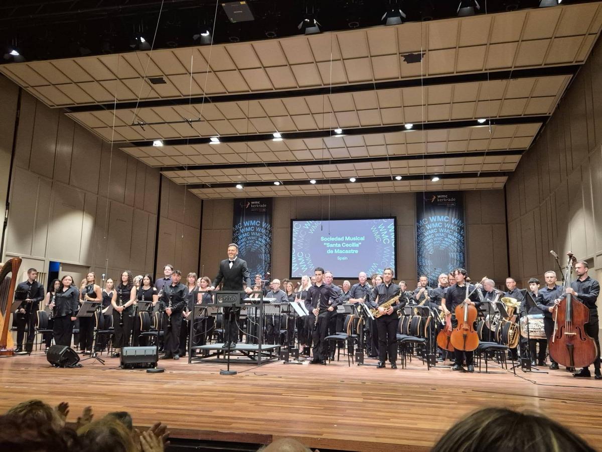 Macastre está de enhorabuena tras la obtención de Medalla de Oro y subcampeonato del Mundo de su banda sinfónica en el Certamen Internacional de Kerkrade