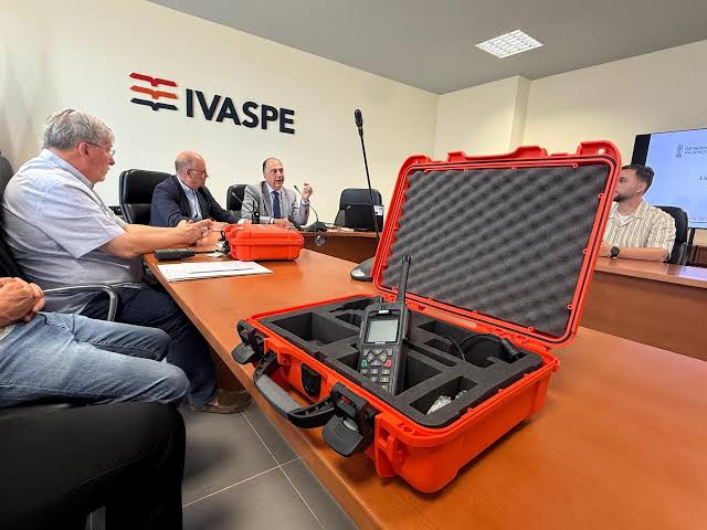 La Generalitat forma a municipios sin Policía Local en el uso de la red Comdes