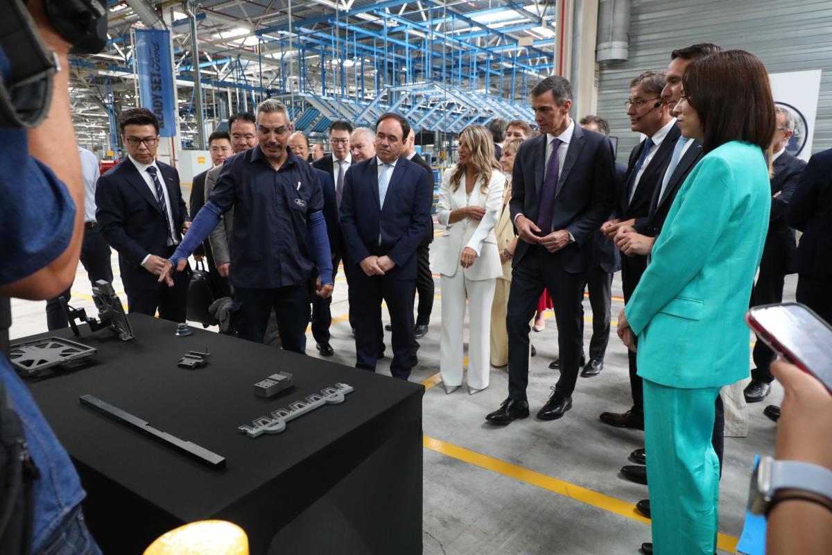 Pérez Llorca destaca que el acuerdo entre Ford y Geely “garantiza el futuro de miles de trabajadores de la Comunitat Valenciana”