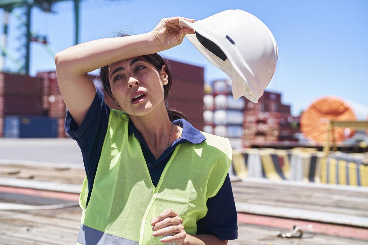La Generalitat refuerza los avisos preventivos por el riesgo de golpes de calor en el trabajo