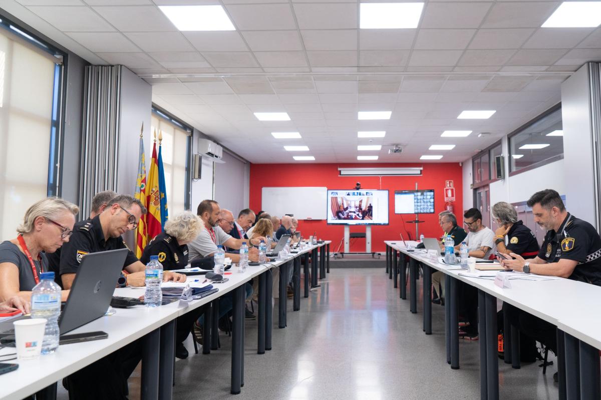 La Generalitat agradece la labor de las fuerzas de seguridad y emergencias y la colaboración ciudadana tras una jornada histórica del eclipse que ha transcurrido con normalidad