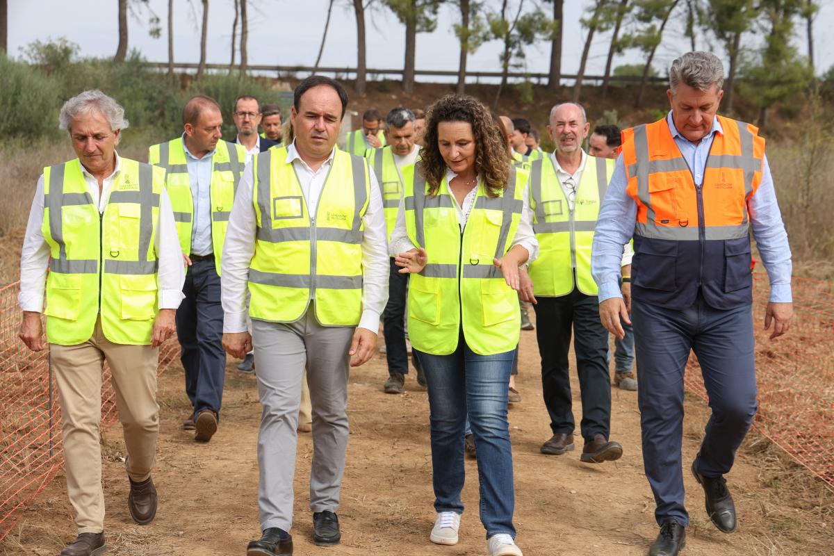 Pérez Llorca subraya la inversión de 59 millones para la limpieza y adecuación de las cuencas del Poyo, Túria, Magro y Picassent ante la inacción del Gobierno