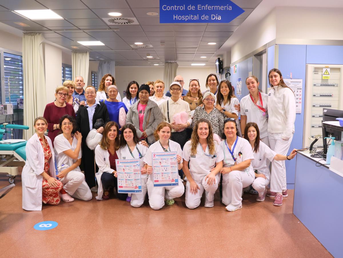 El Hospital de Manises entregará cojines elaborados por voluntarias como gesto de apoyo a las mujeres operadas de cáncer de mama
