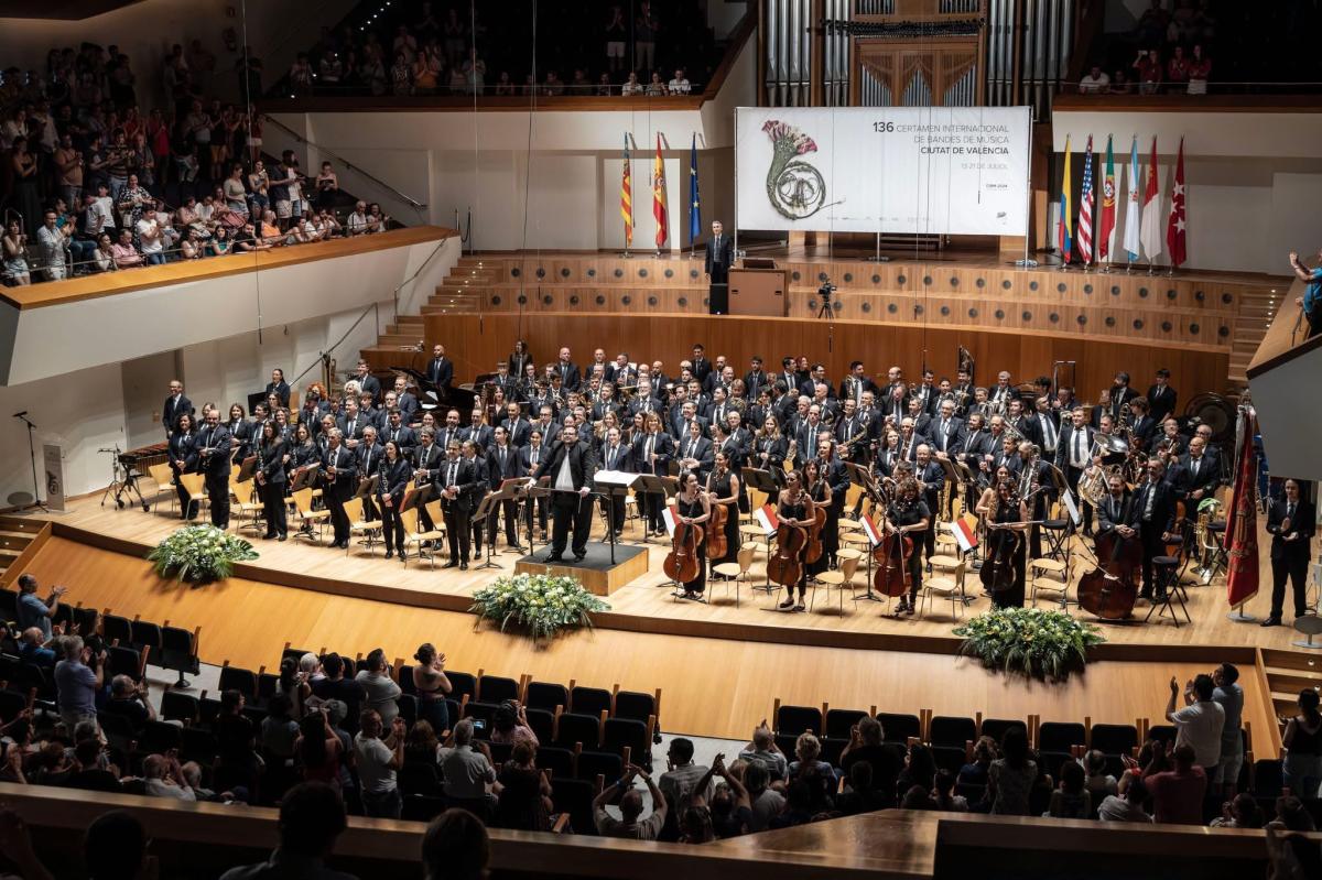 La Sociedad Musical La Artística de Buñol informa que su banda sinfónica se ha inscrito en el Certamen Internacional de Bandas de Música Ciudad de Valencia para el año próximo