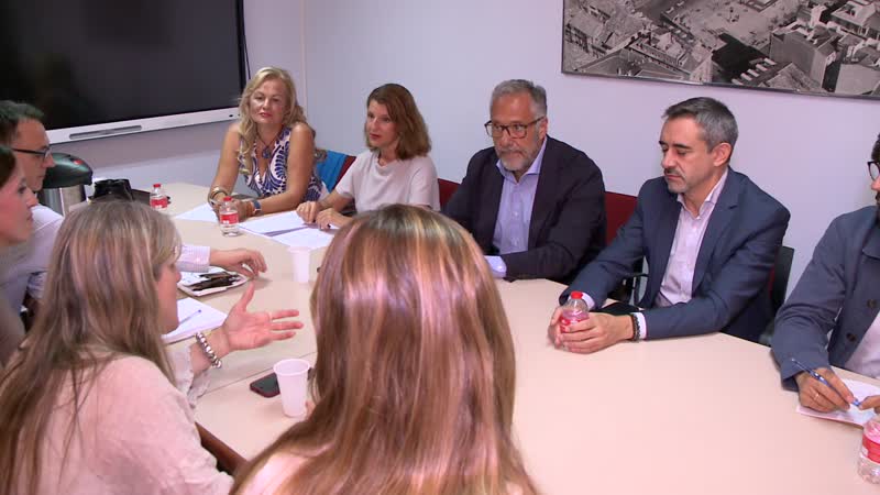 Los sindicados piden más personal y mejores condiciones para los trabajadores del Centro Zambrana