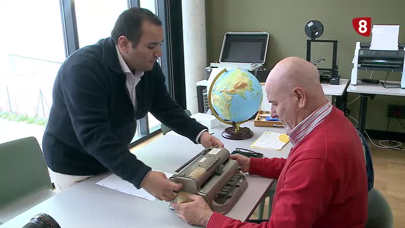 La ONCE estrena una fundación que atiende gratis a las personas con baja visión diagnosticada